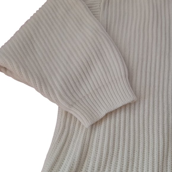 EUC | Venezia | V Neck | Cottage Core Chunky Cable Knit Sweater | Size: 26/28 - Picture 14 of 16